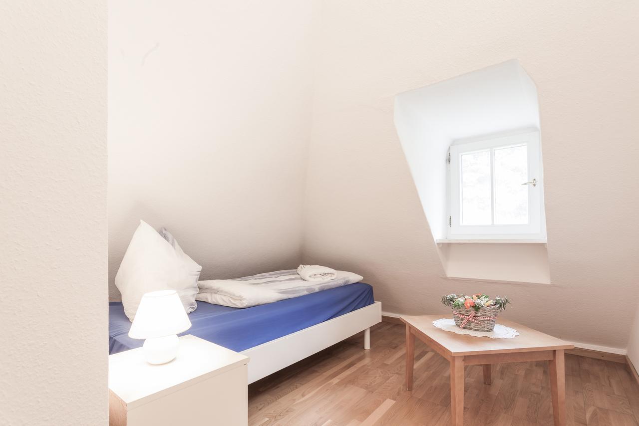Durrrohrsdorf Gaestehaus Villa Rose חדר תמונה